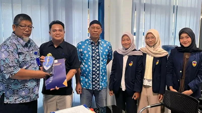 Mahasiswa Informatika Universitas-PGRI Semarang Kembangkan Sistem Deteksi Dini Kebocoran Air untuk PDAM Semarang Timur